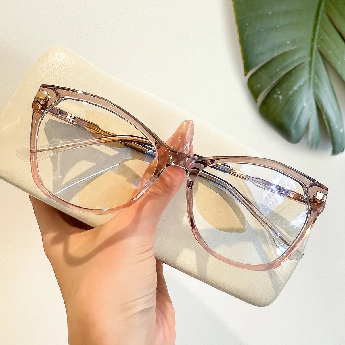 نظارات عمل بسيطة، نظارات طبية مربعة كبيرة خفيفة للغاية، نظارات طبية متعددة البؤر مخصصة