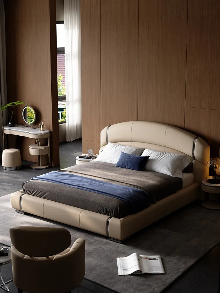 Creative mansion master bedroom bed, Italian leather bed, villa designer premium leather bed double wedding bed