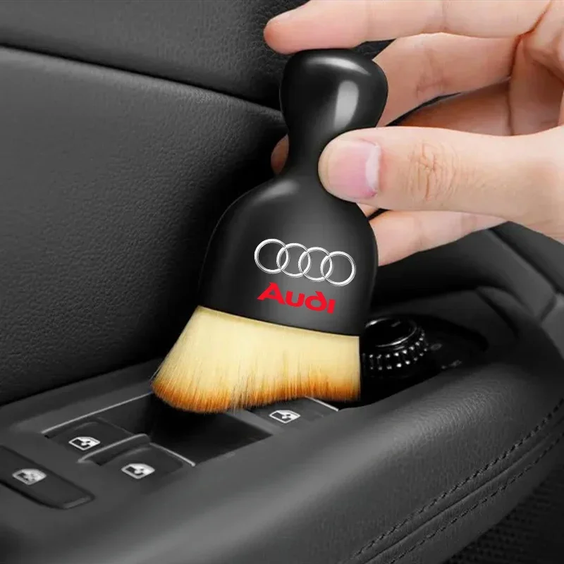 Car interior Cleaning Soft Brush Dust Remover Tool For Audi Q3 Q5L Q7 Q2L S4 S5 S6 S7 S8 TT RS3 RS4 A6L A4L A3 A4 A7 Accessories