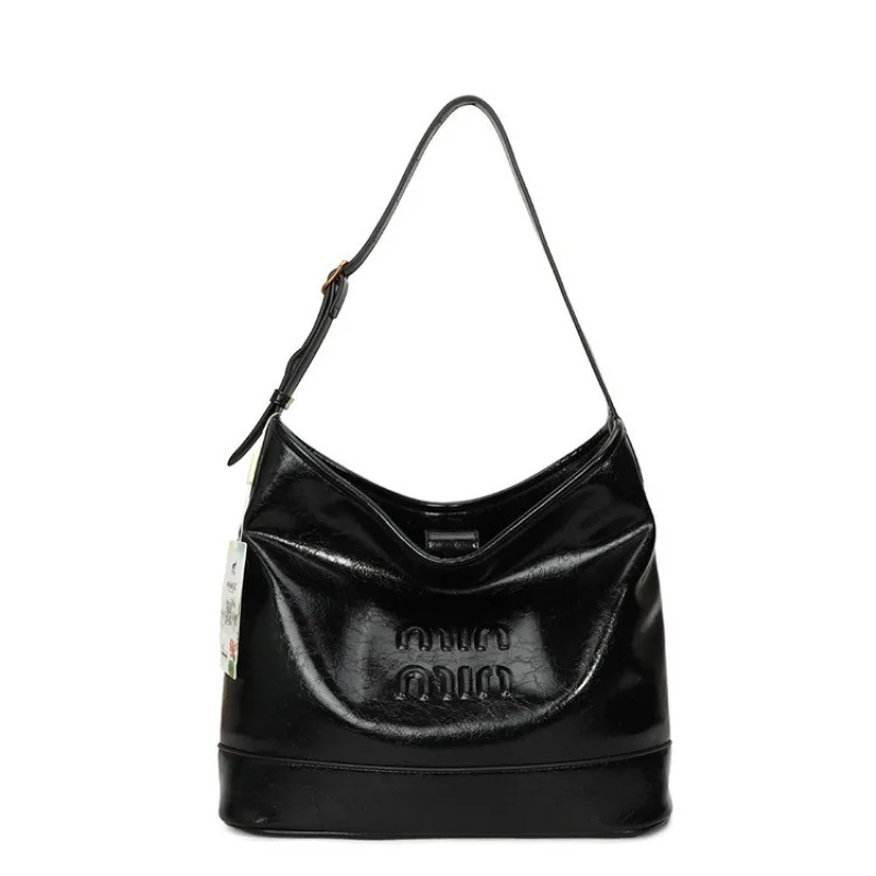 

Elegant Leather Tote Bag For Ladies From Luxury Brand, Women's Shoulder Handbag By Famous Designer, Popular Classic