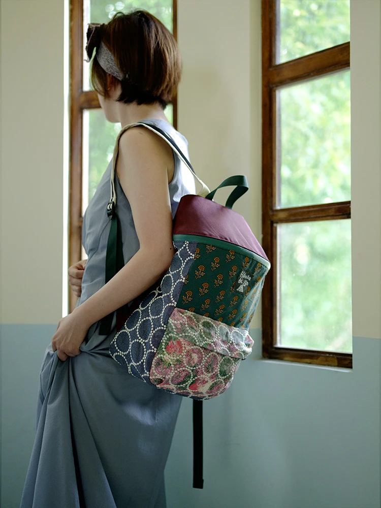 Mochila bordada informal, bolso de ordenador de viajero de color contrastante de gran capacidad para mujer