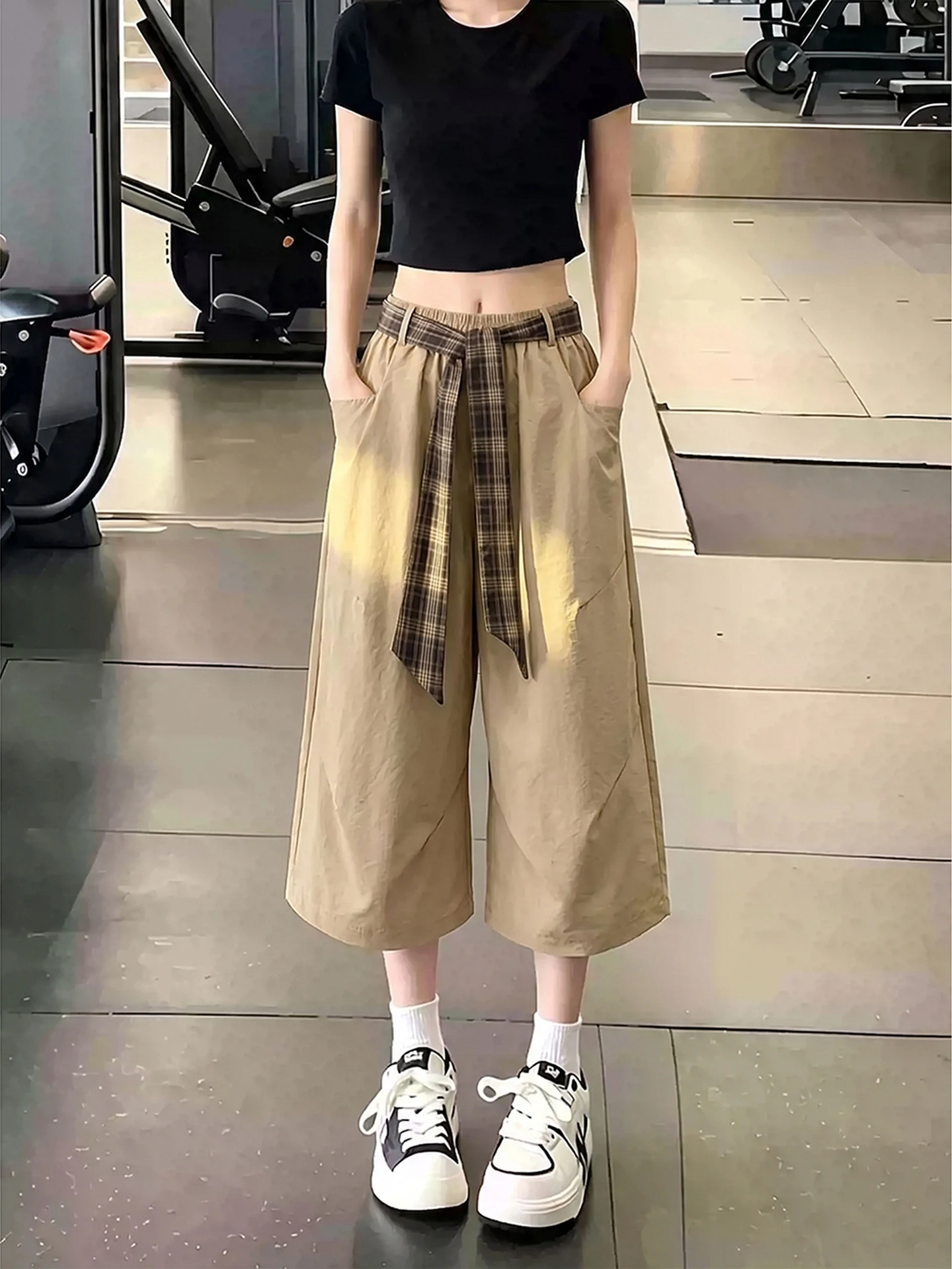 

Khaki Ice Silk Men's Summer Thin Quick Dry Straight Leg Wide Leg Grid Belt Eighteen Pants Casual Loose Fit mid Waist Elastic