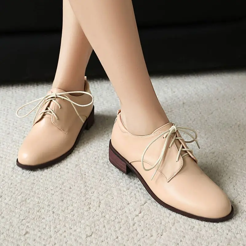 

Бренд REAVE CAT 2025 Повседневная офисная женская обувь с круглым носком на низком каблуке 3,5 см на шнуровке Большой размер 41 42 43 Повседневные женские туфли-лодочки весна