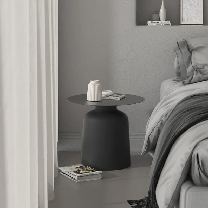 Nordic Bedroom Bedside Small Round Table Minimalist Iron Bedside Table Creative Personality Bedside Table Modern