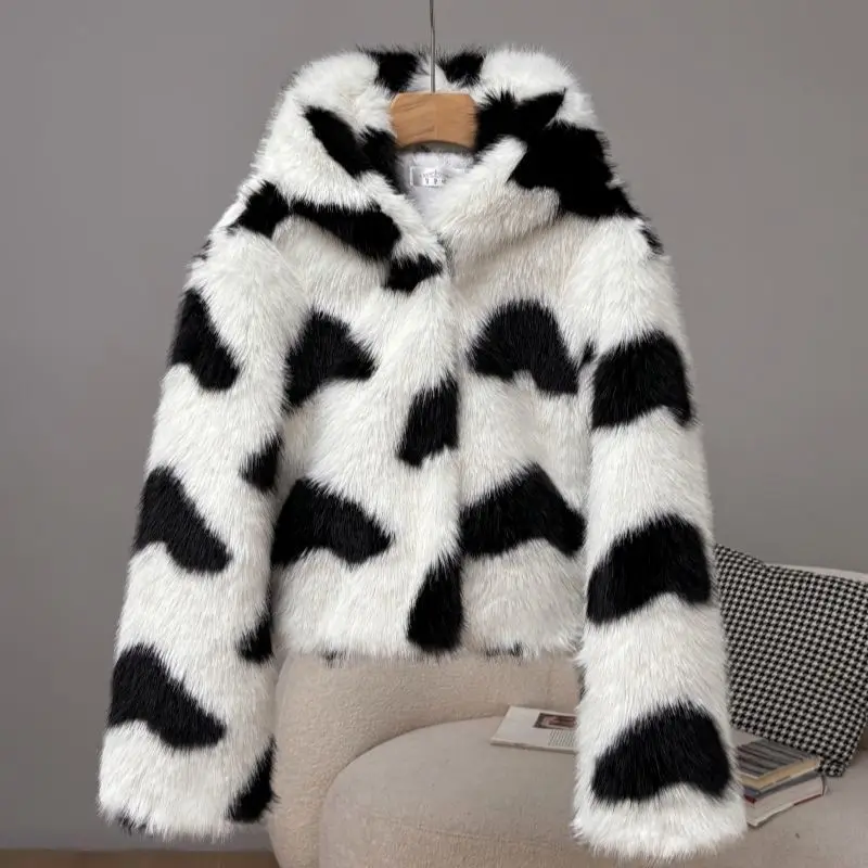 أزياء المرأة معطف فرو الأرنب الثعلب الفراء طوق كبير الحجم أرنب النساء معاطف الشتاء المرأة السوداء معطف الخريف عارضة Wh135