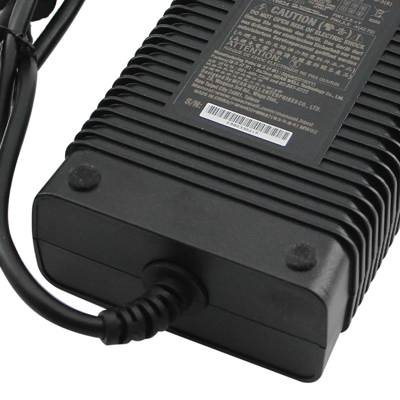 バッテリー充電器付きの産業用電源,GST280A15-C6P,AC-DC W,15v