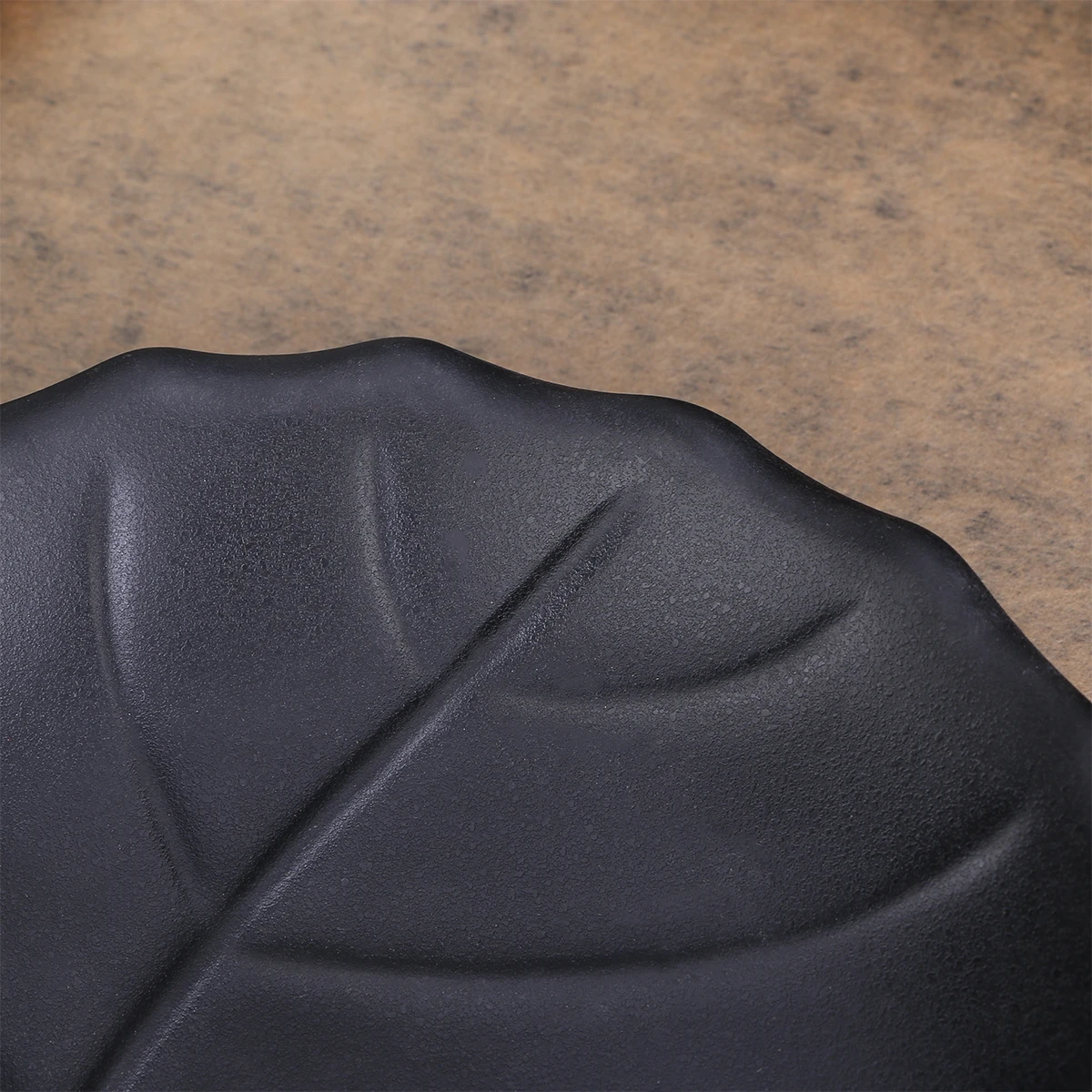 

Stylish Leaf Shape Jewelry Plate Durable Trinket Tray Decorative Storage Dish For Earrings Necklaces Rings Home Display
