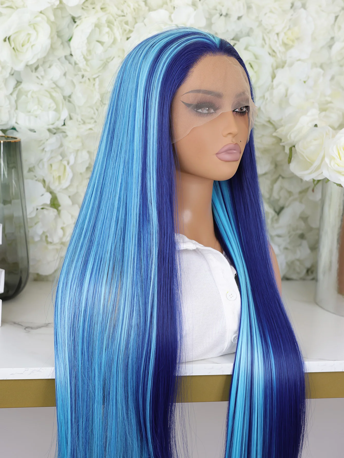 女性用フロントレース合成ウィッグ,接着剤なしの滑らかな事前に摘み取られた髪,漂白剤の結び目,赤ちゃんの髪,オンブルブルー,コスプレ,13x4 hd