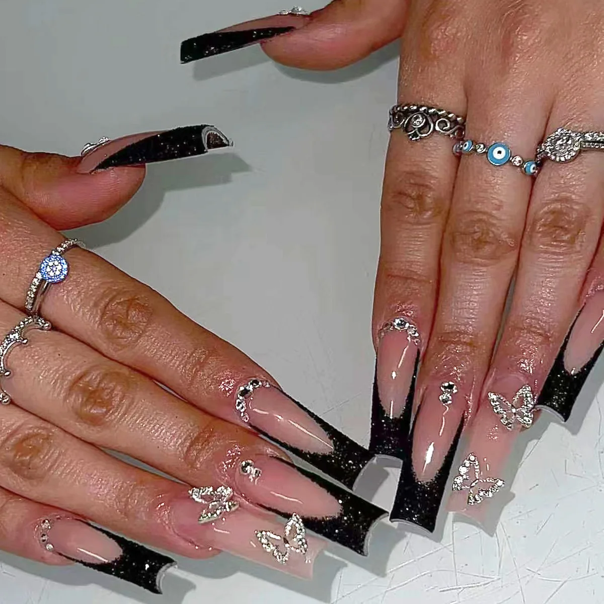24 stks Zwarte Franse Nep Nagels Sets Vlinder Strass Ontwerp Lange Vierkante Druk op Nagels Art Afneembare Doodskist Valse Nagel Tips