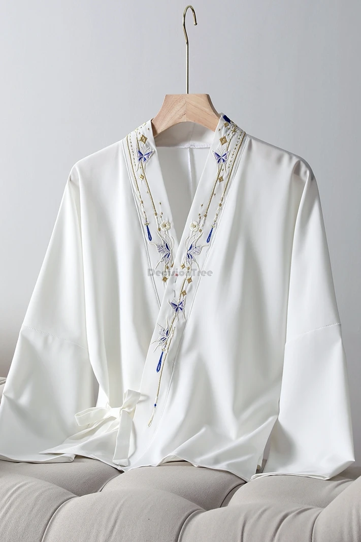 

2026 chinese traditional retro style summer embroidered cross collar long sleeve women hanfu undergarment loose daily tang suit