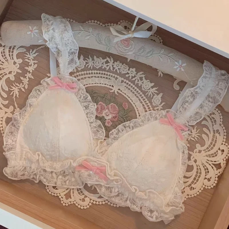 Japanese Ladies Small Breast Thin Style Gathering Lace No Steel Ring Anti-Sagging Triangle Cup Top Bra