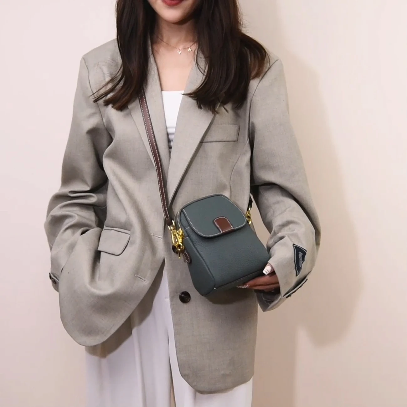 Women's Shoulder Bag Trendy Versatile Wallet Anti-theft Mini Crossbody Bag Lychee Grain Cover Style Bag for Phone