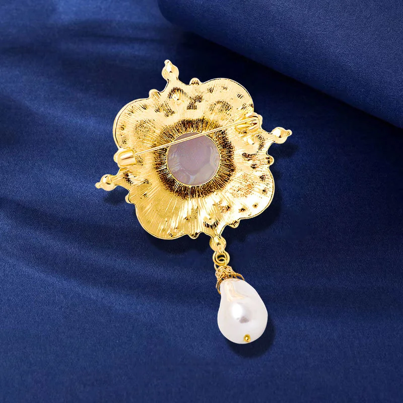 Retro Medieval Brooch Colorful Translucent Imitation Glass Baroque Pearl High-end Clothing Accessories for Men and Women Corsage