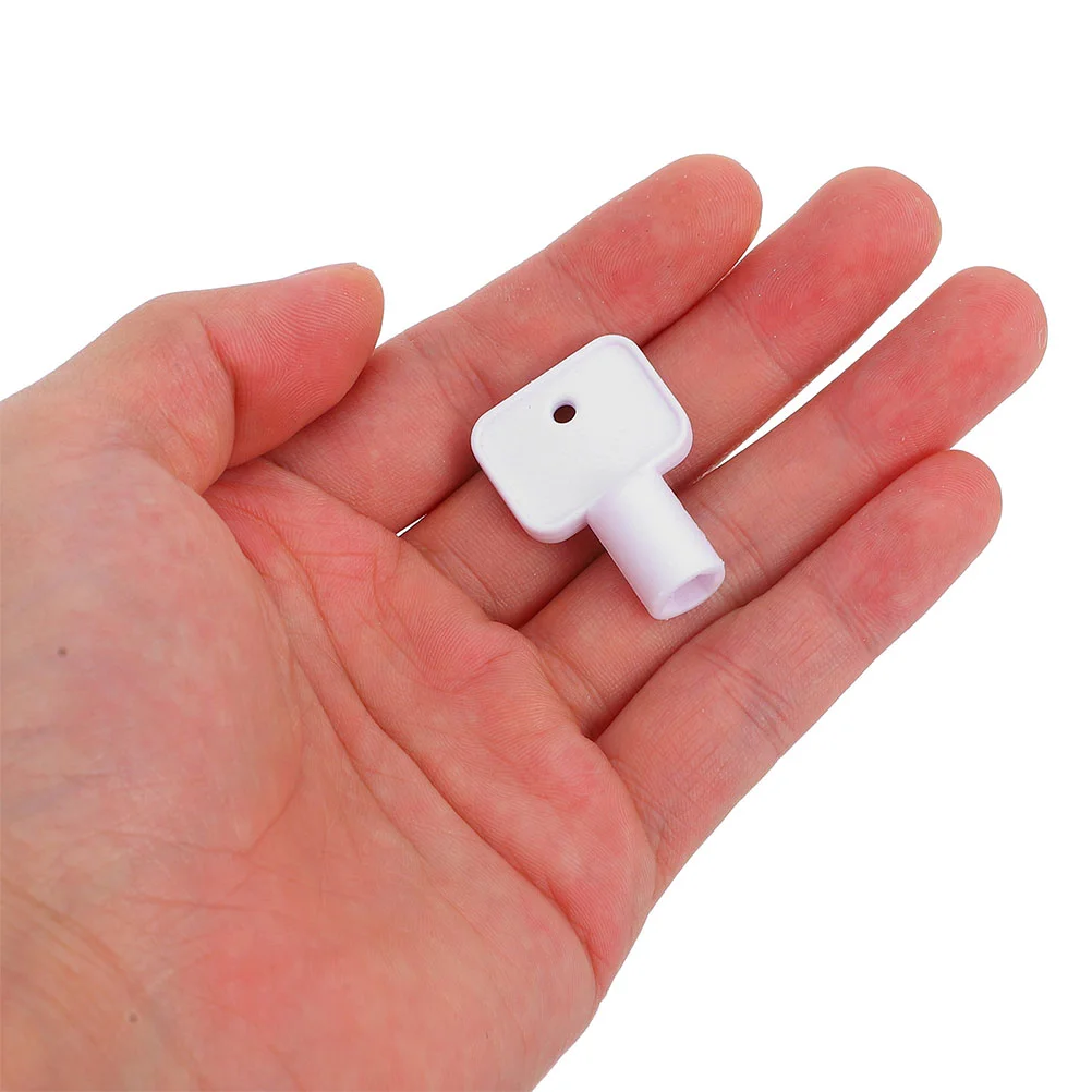 2Pcs Paper Towel And Toilet Paper Dispenser Key Universal Toilet Paper Holder Key For Paper Towel And Toilet Paper Dispensers