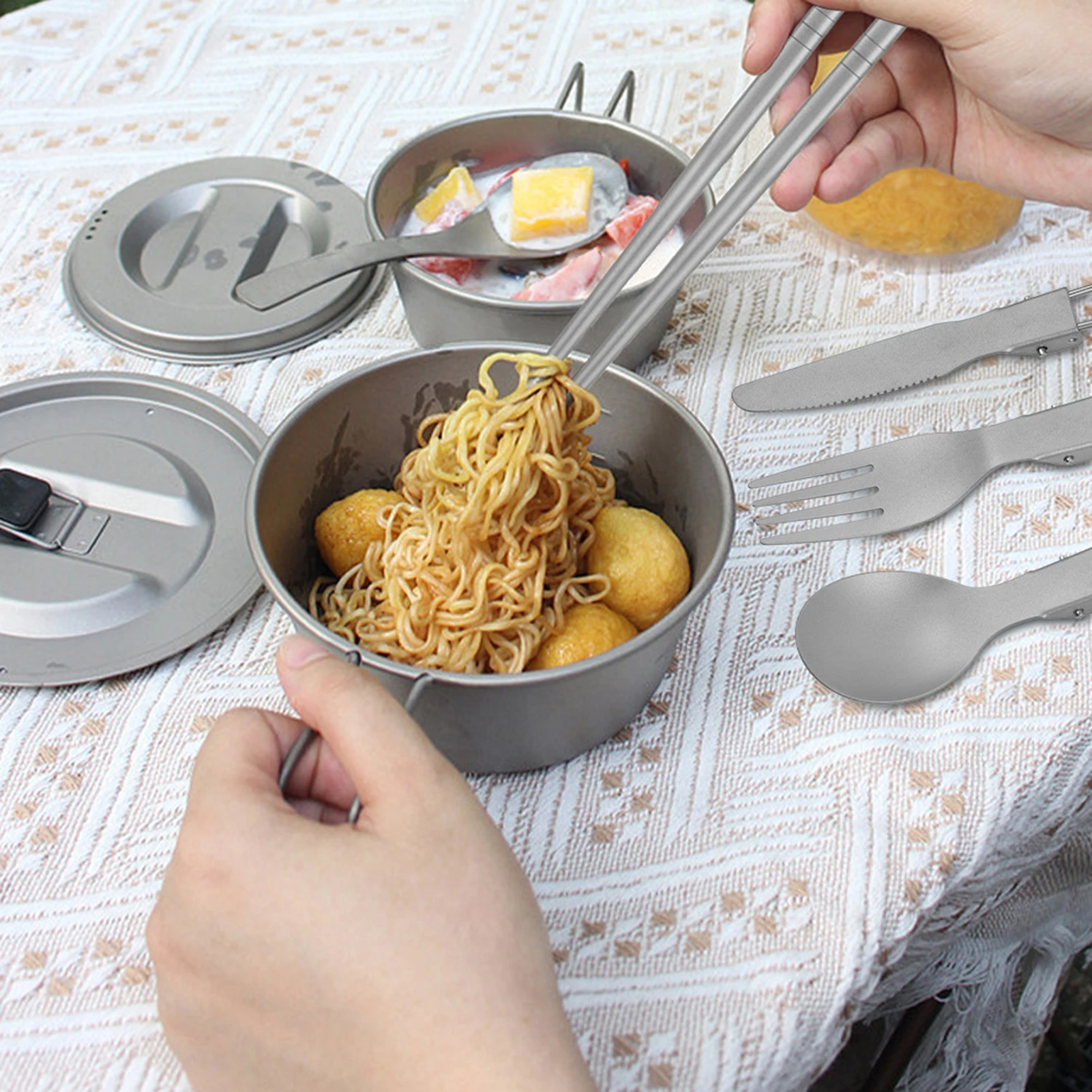 

Набор столовых приборов TOMSHOO из титана — легкие нож, вилка и ложка с сумкой для переноски для кемпинга и путешествий