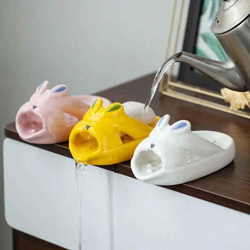 

Cute ceramic sandal rabbit soap box, spring creativity, bathroom soap dish, soap tray, slippers soap box, home decoration