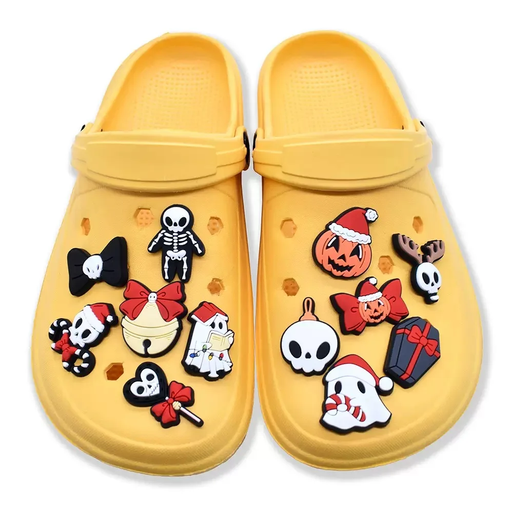 12-100Pcs Cartoon Ghost Pumpkin Skull Bell PVC Shoe Charms Designer Decoration Buckle Clog Slipper Accessories Halloween Gifts