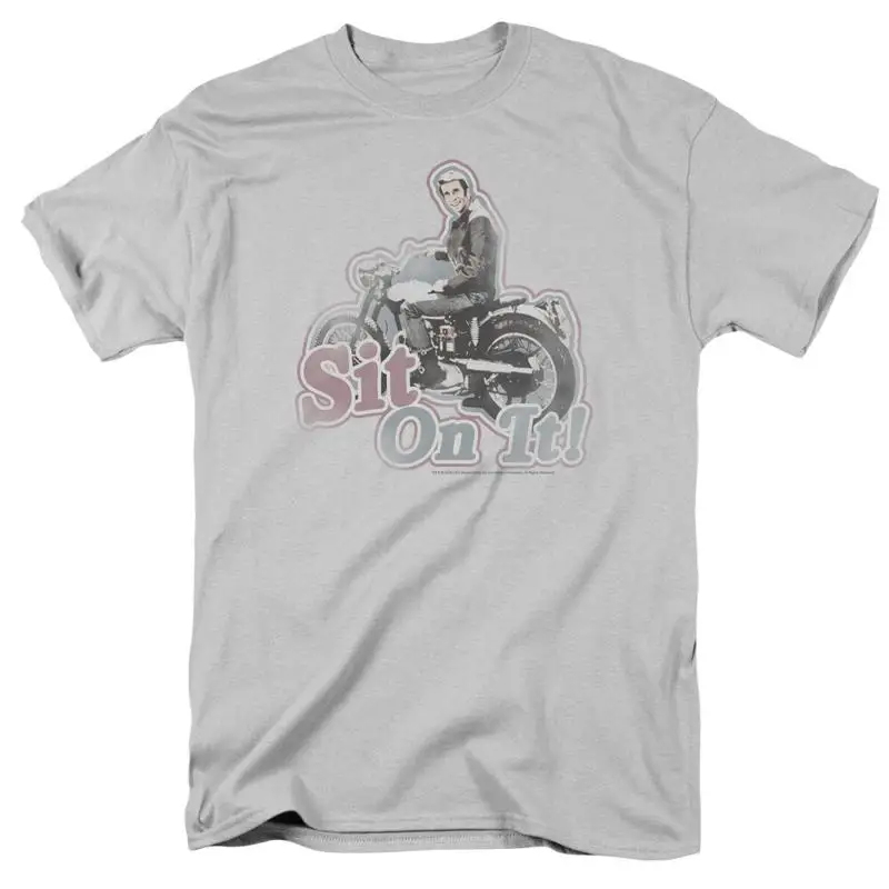 

Happy Days Sit On It T Shirt Mens Fonzie Licensed Classic TV Show Silver