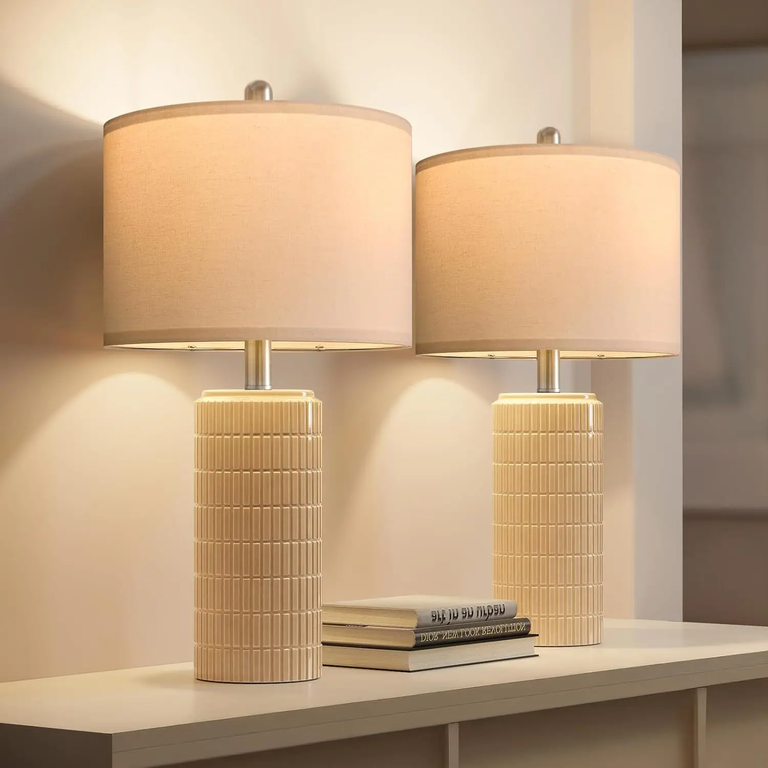 Set di 2 lampade da tavolo in ceramica rosa, lampade da comodino moderne da 23 pollici per la camera delle ragazze e l'arredamento del soggiorno