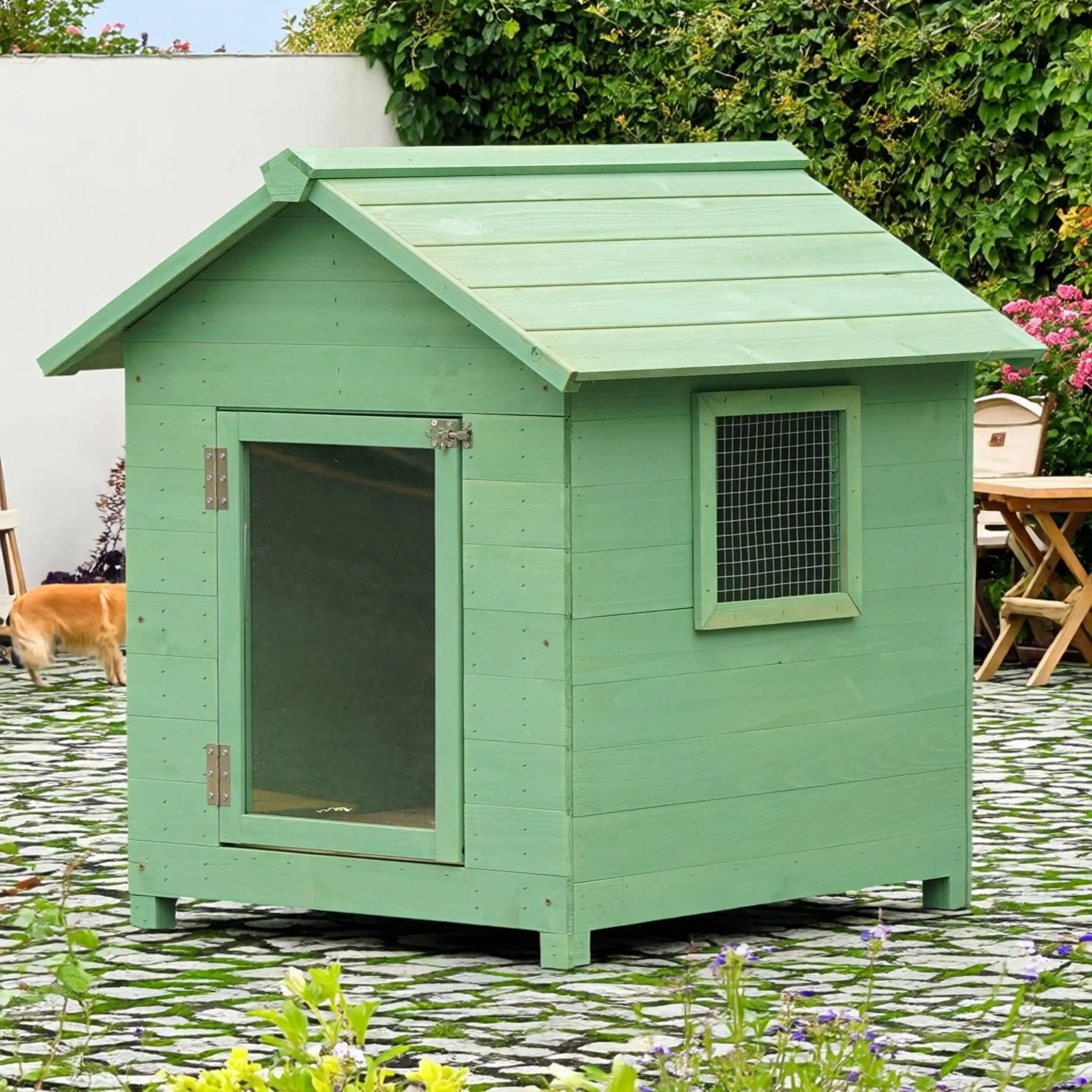Outdoor dog house kennel Warm large dog house All seasons Wooden kennel Outdoor windproof and rainproof pet nest
