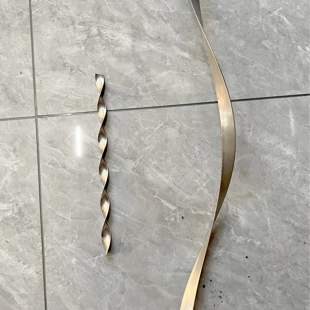 أجزاء الآلات الزراعية لمصنع تصنيع المعدات الأصلية، رحلة ناقل لولبية متساوية الملعب لنقل المسمار، ناقل المسمار، مثقاب الخشب السابق