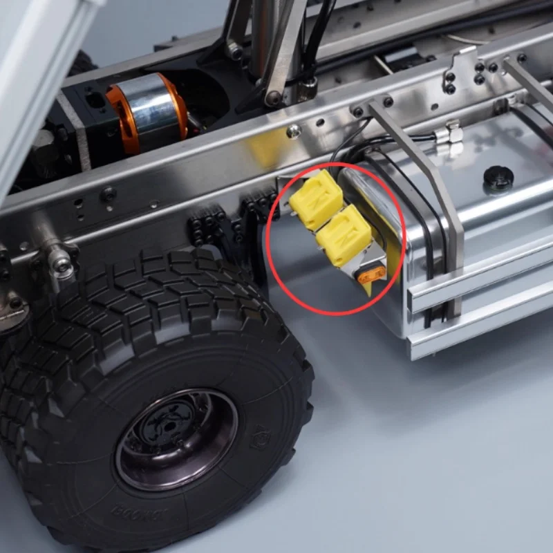 1 Pair Tire Rubber Slipper Skid Bring Support Position Lights  For 1/14 Tamiya RC Truck For SCANIA 770S VOLVO MAN TGX LESU Car