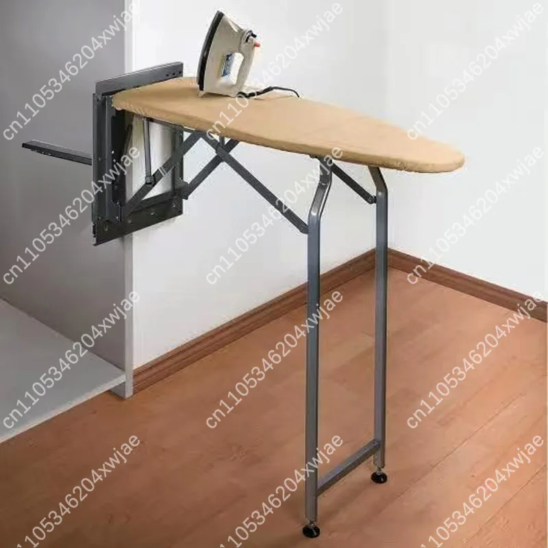 

Складной шкаф со встроенной гладильной доской. Скрытая выдвижная конструкция. Система демпфирования направляющих.