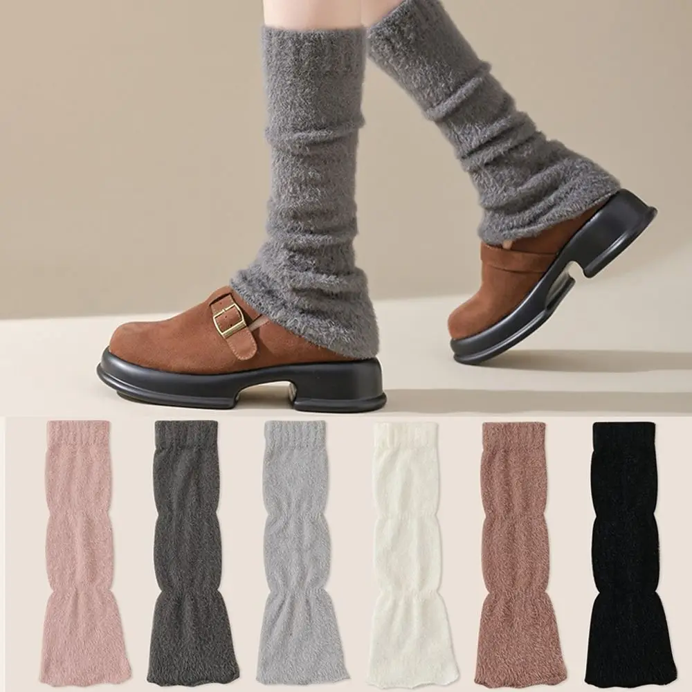 عادية المنك المخملية النساء تدفئة الساق سميكة الدافئة غطاء للقدم الجوارب بلون الأوسط جوارب أنبوبية الربيع والخريف والشتاء