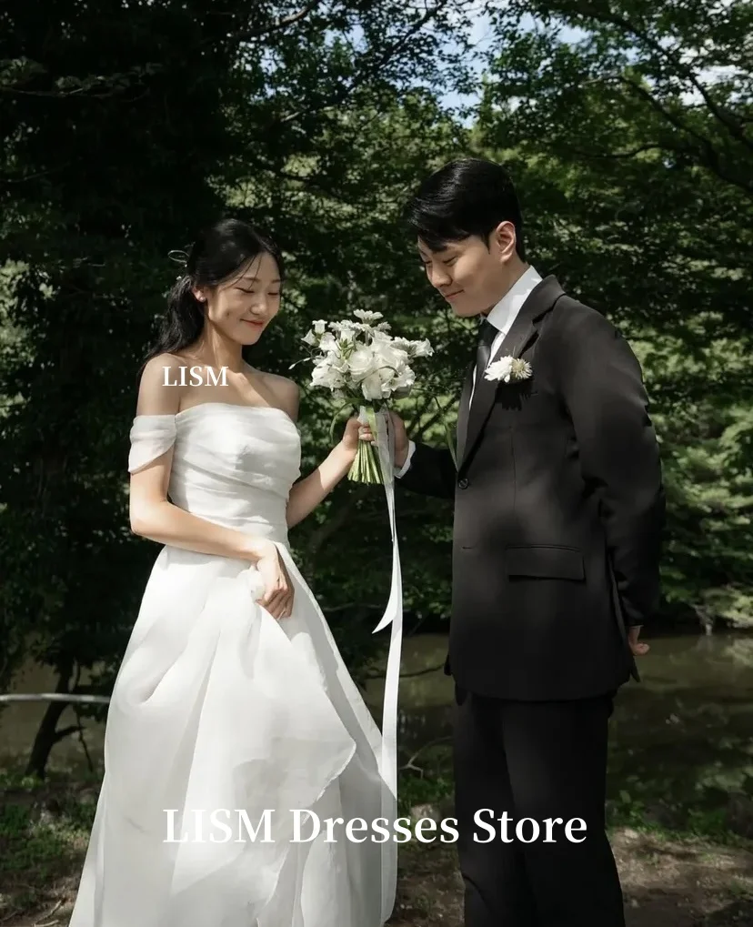 LISM Abiti da sposa semplici coreani con spalle scoperte A-Line Abiti da sposa lunghi in organza di seta Servizio fotografico nne Anelli con corsetto personalizzato sul retro