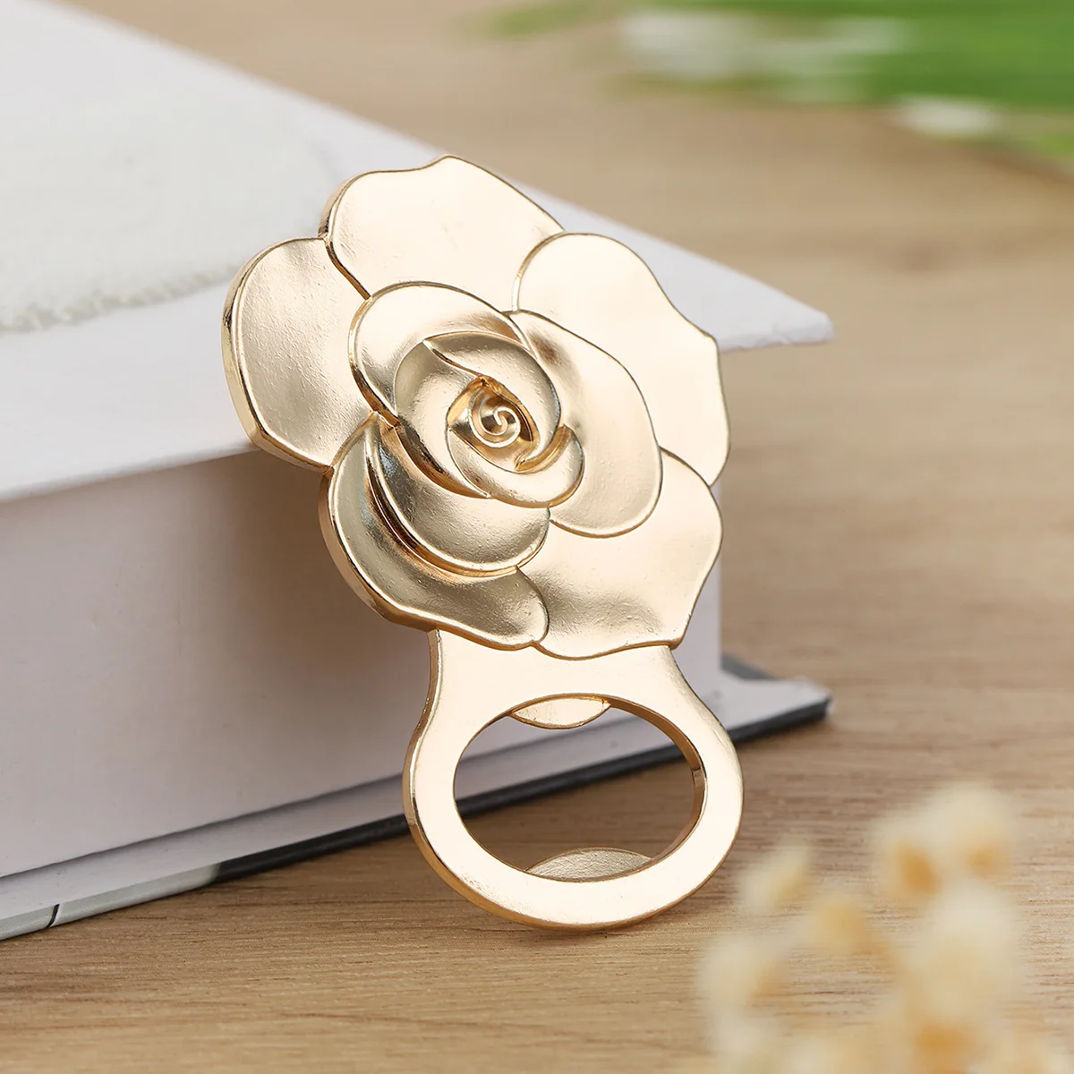 (30 Pieces/lot) Wedding souvenirs of Gold Rose Bottle Opener Party favors For Flower themed Wedding gifts for guests decorations