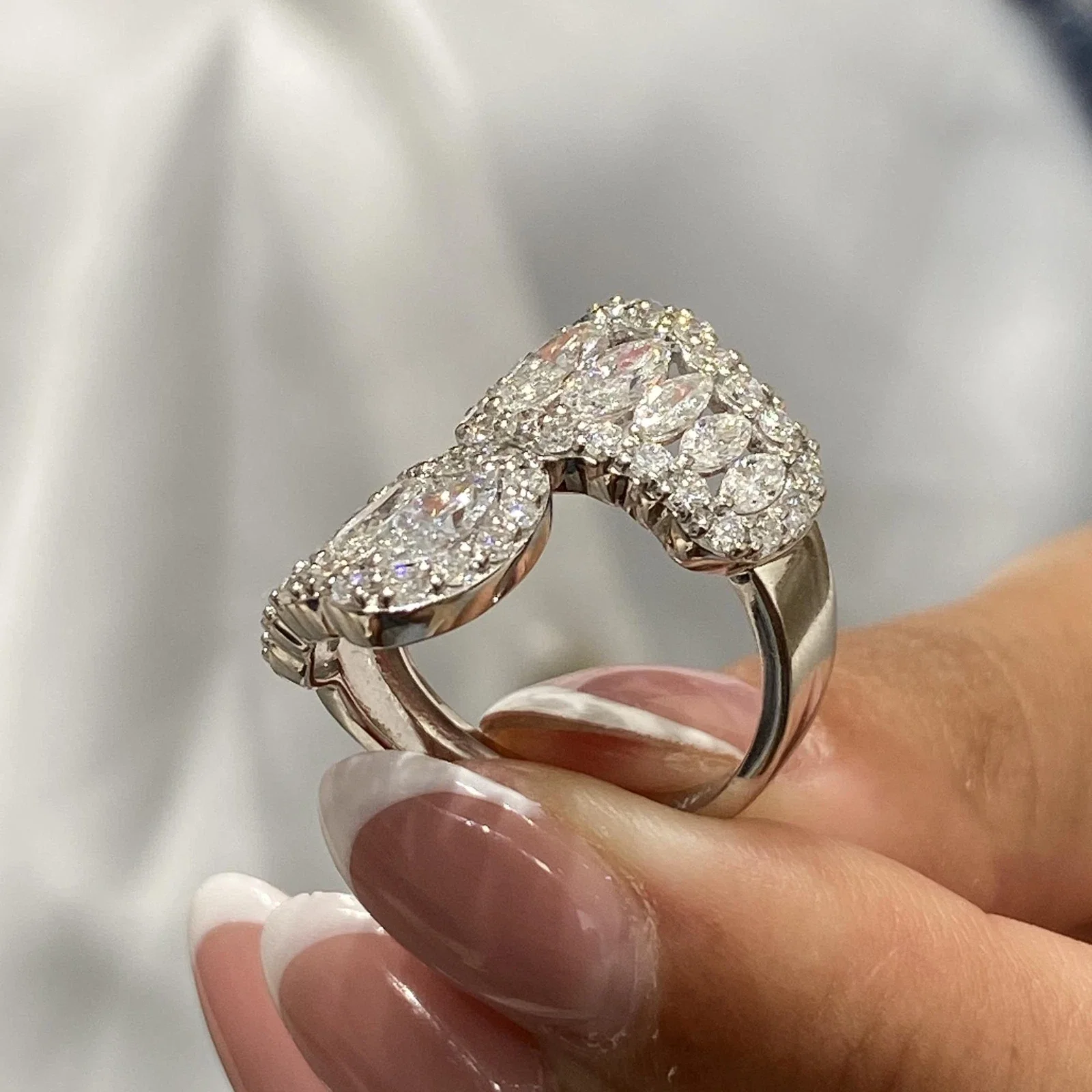 Marquise & Round Lab Grown Diamond Pave Ring 2.5ctw DEF VS-VVS Platinum 950 Party Jewelry For Lady High Quality Jewelry