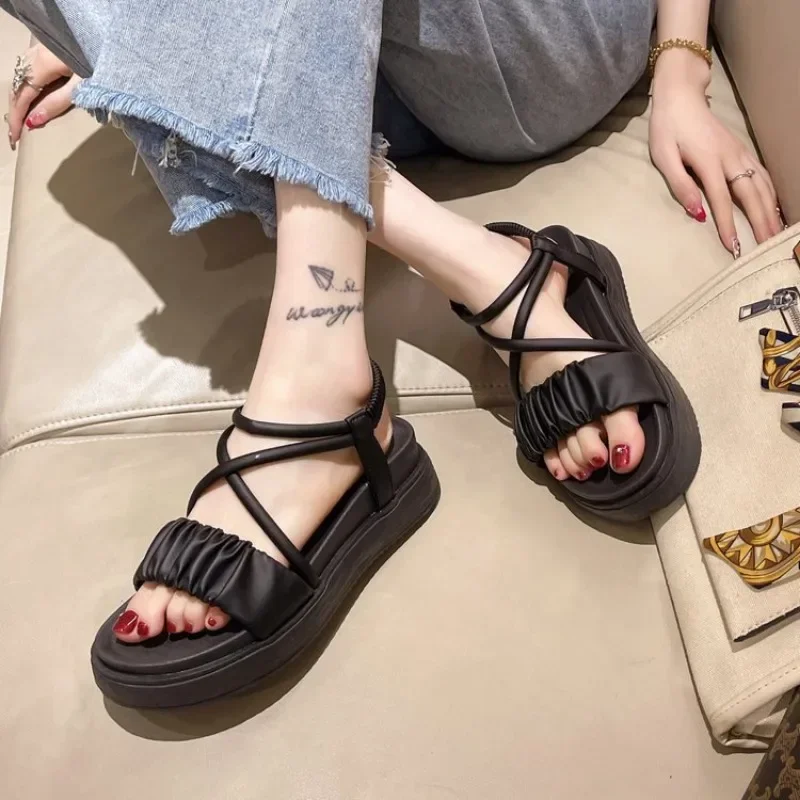 2024 Solid Color Versatile Women's Sandals Open Toe Summer Thick Sole Thin Strap Combination Medium Heel Versatile Women's Shoes