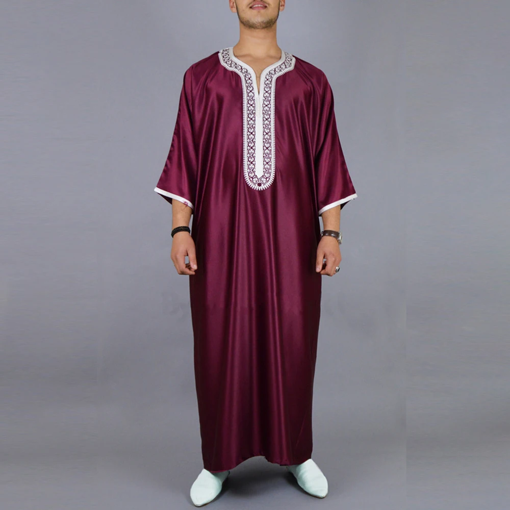 2024 New Men\'s Arabic Muslim Fashion Islamic Clothing Mens Embroidery Jubba Thobes Homme Moroccan Robe Eid Prayer Robe Dress