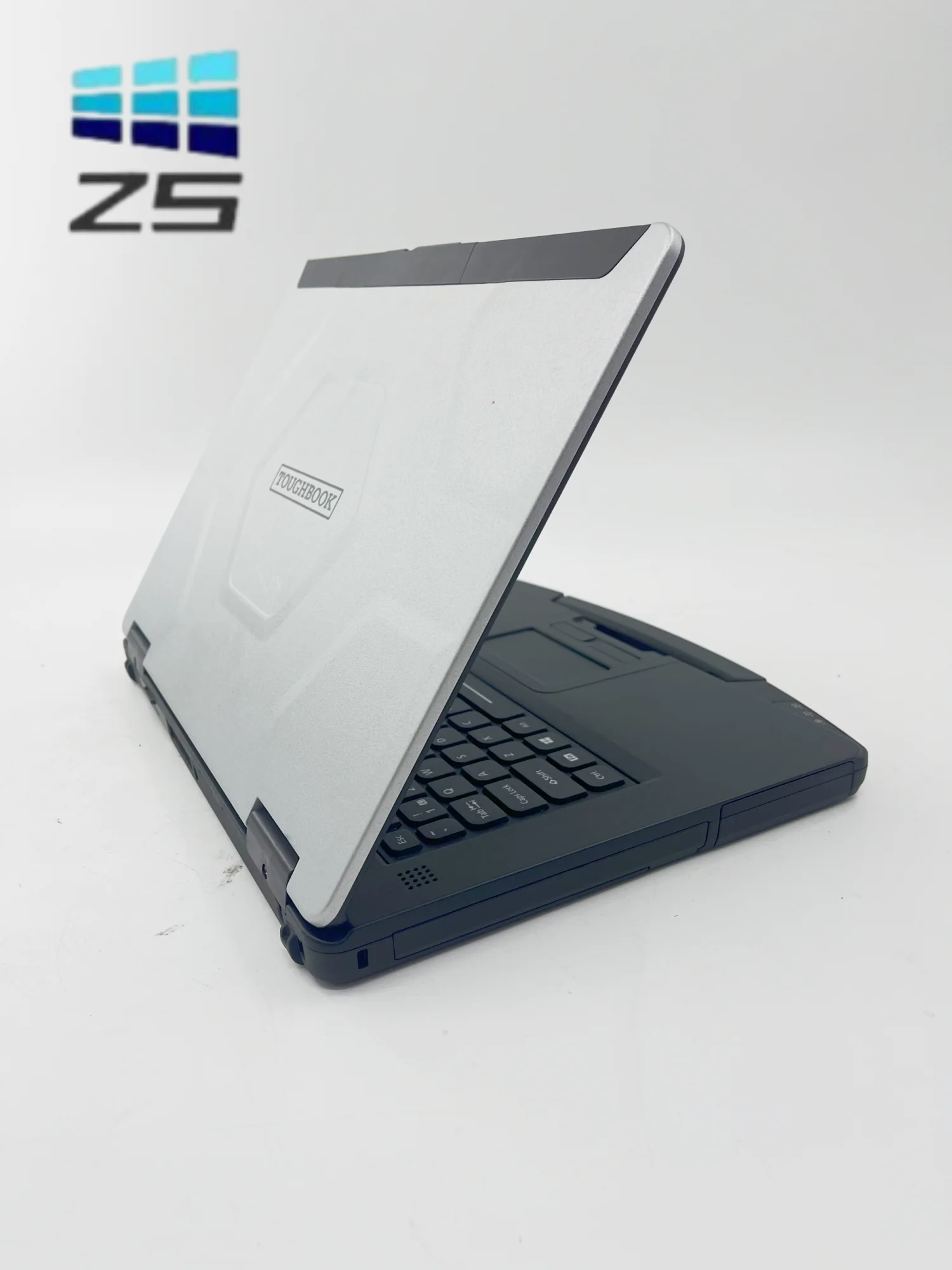 Ноутбук Toughbook CF54 для авторемонта: процессор i5-7300, 8 ГБ/16 ГБ ОЗУ, SSD; поддерживает предустановку диагностического программного обеспечения.