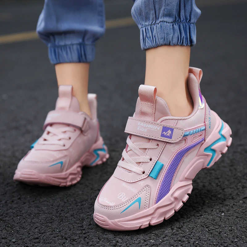 أحذية أطفال بنات للجري والمدرسة كاجوال رياضية قابلة للتنفس ومضادة للانزلاق أحذية كرة السلة للأطفال للمشي في الهواء الطلق طوال الموسم