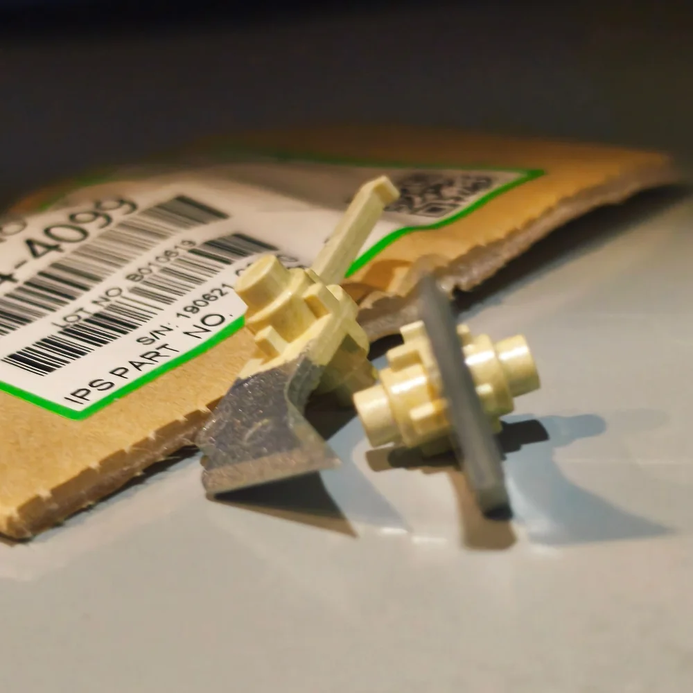 

35pcs. AE044099 AE04-4099 Upper Fuser Separation Claw PICKER FINGER for Ricoh MP4000 MP4001 MP4002 MP5000 MP5001 MP5002 4002SP