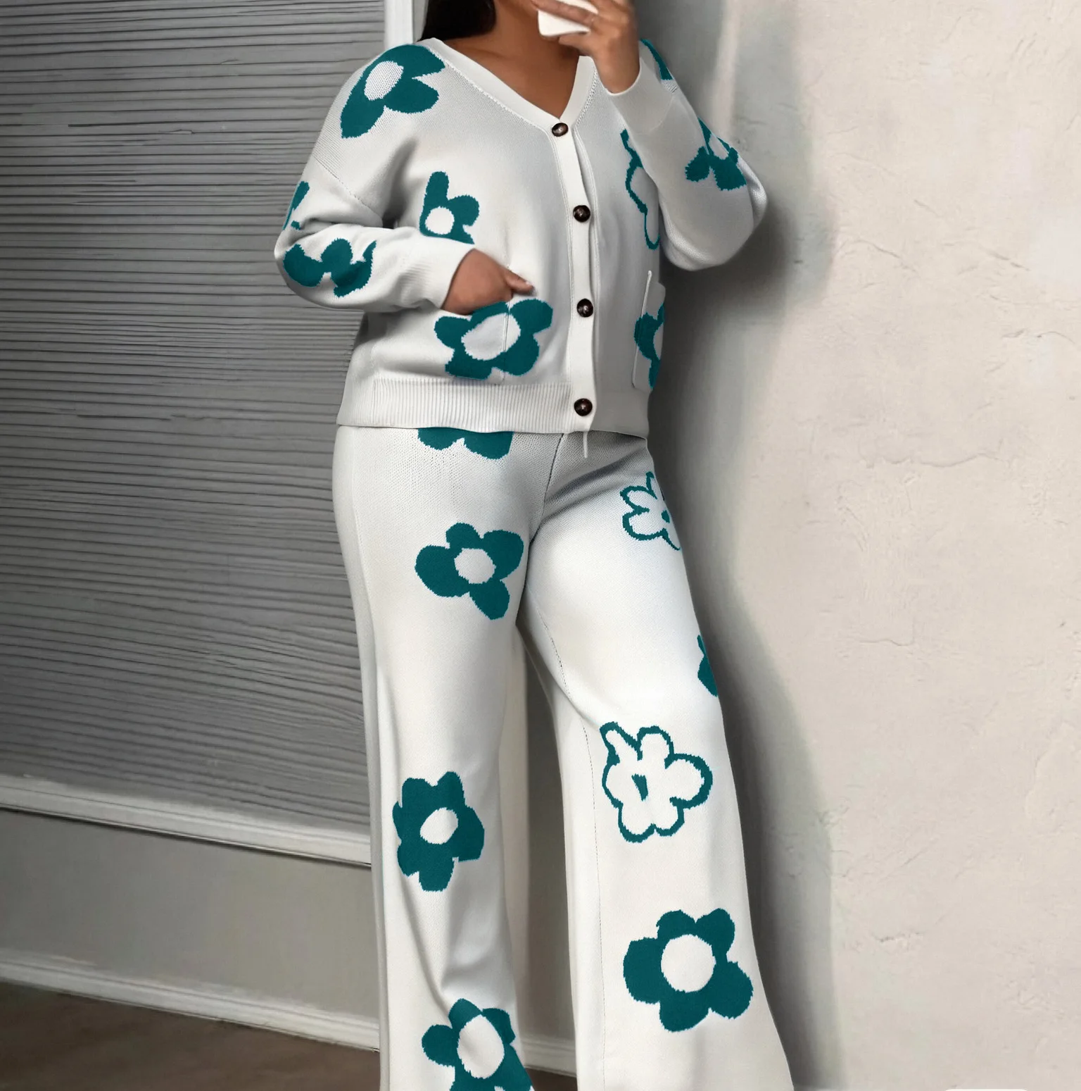 Plus Size Women Knit Two Piece Set Casual V Neck Button Down Cardigan & Wide Leg PantsFloral Jacquard​ Long Sleeve Autumn Winter