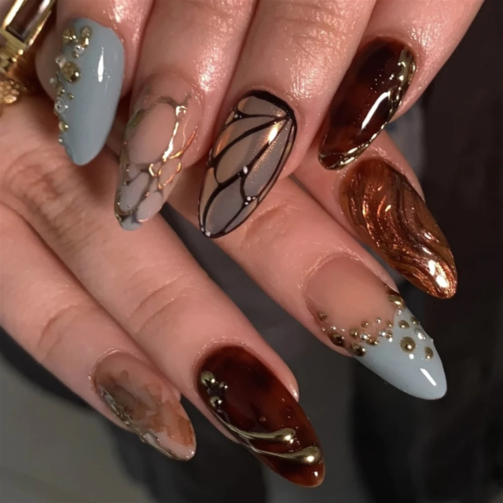 

Black Butterfly Wing Brown Halo Dyeing Blue French Nail Art Chic Almond False Nail Detachable Finished Fake Nails Press on Nails