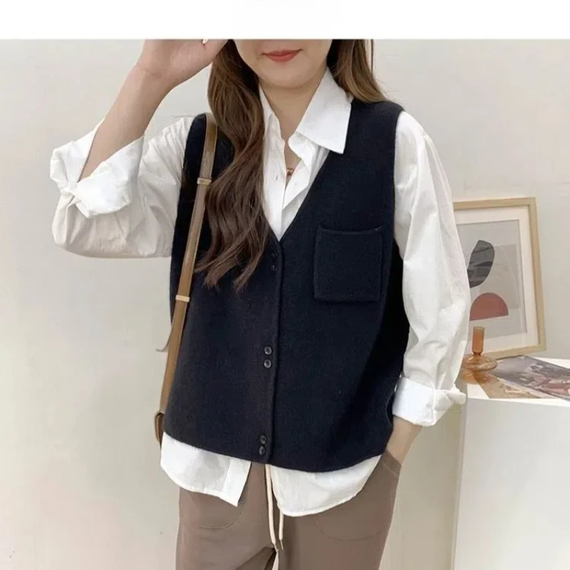 Women\'s Clothing Autumn Winter V-Neck Solid Color Button Sweater Knitted Sleeveless Coats Casual Elegant Vest Trendy Tops