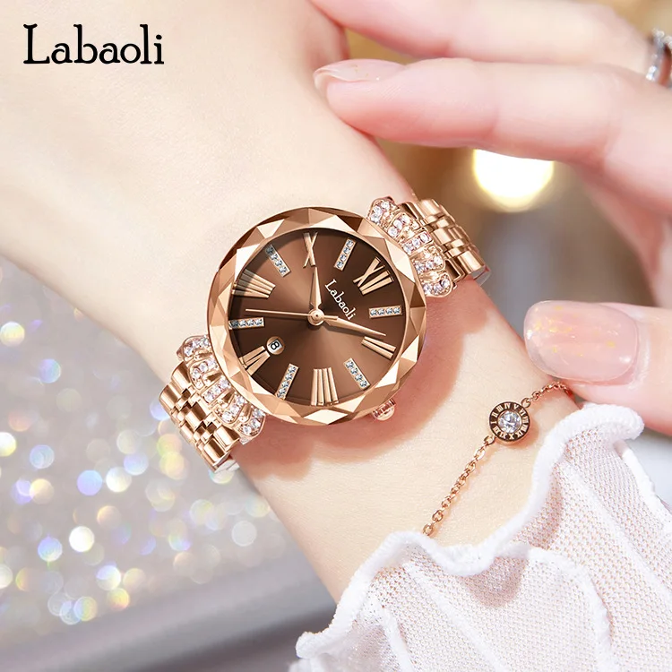 Diamond-Studded Fashion Quartz Watch for Women Roman Numeral Display Elegant Timepiece