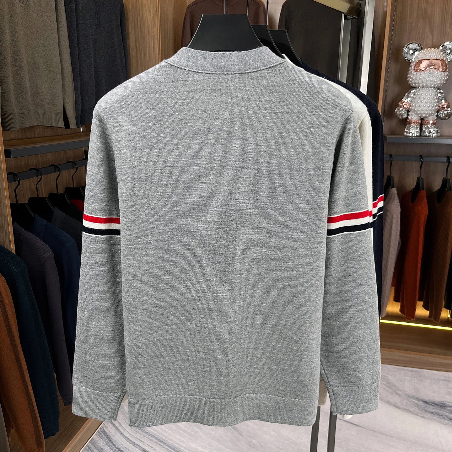 High-End Marke Pullover Open Shirt Männer Frühjahr Herbst Neue Klassische Streifen Trend Taschen Koreanische Freizeit Mischfarben V-Kragen Strickjacke – Detail 6