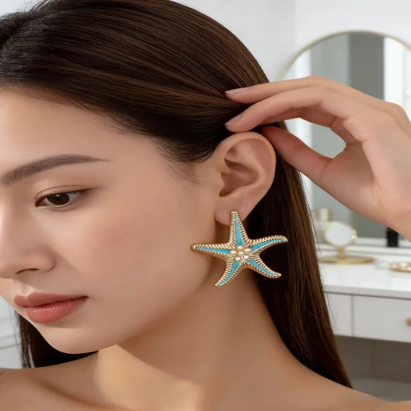 

Fashionable Casual Starfish Shaped Alloy Drop Ear Studs Elegant Women's Daily Party Versatile Accessories Unique Jewelry