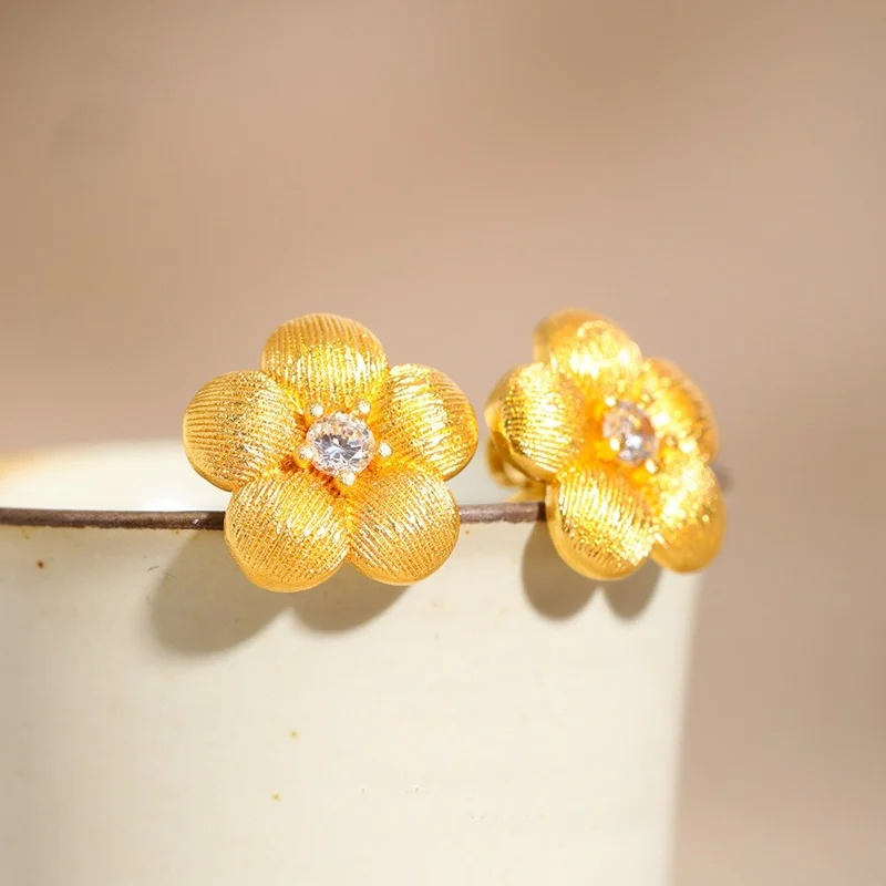 QEENKISS Gold Flower Stud Earrings For Women Female Wedding Party Birthday Christmas Bride Mother Girlfriend Lady Gifts EG5467
