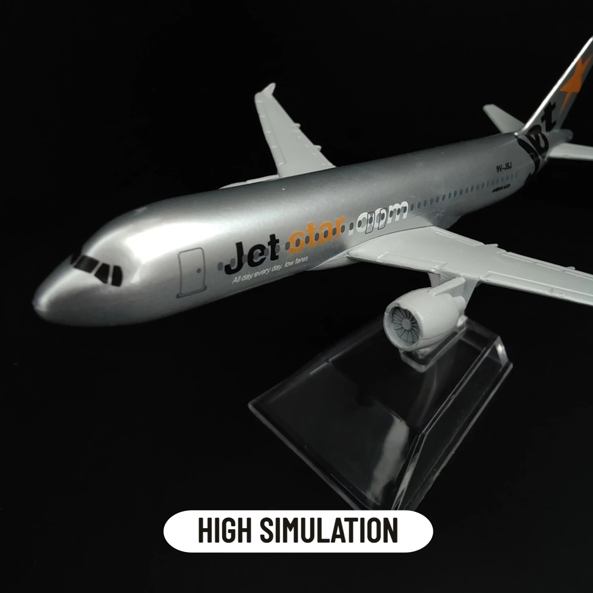 1:400 Metal Aircraft Model Replica, JETSTAR A320 Airplane Scale Miniature Art Diecast Office Home Aviation Decoration Toy Gift