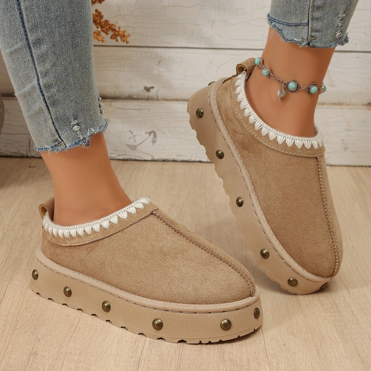 Vintage Ladies Thick Sole Winter Snow Booties Rivet Embellish Crochet Edge Slip On Warm Furry Lined Casual Shoes