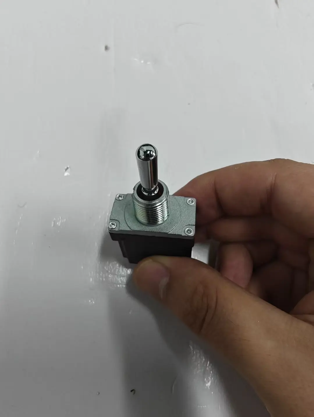 3 Position Toggle Switch 128200 128200GT for Genie Lift S-40 S-45 S-60 S-80 S-100 S-120 GS-4390 GS-5390 Z-33/18 Z-45/25 Z-62/40
