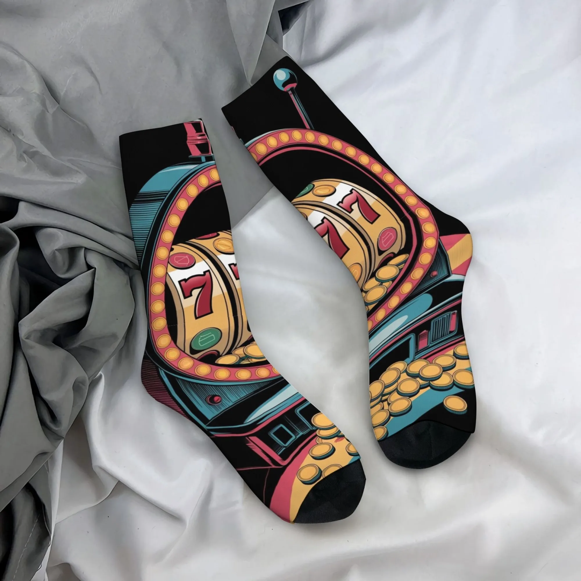 Casino Lucky Slot Machine Crew-Socken, 777 Jackpot-Socken mit Münzdruck, Geschenk für Casino-Trendfans und lustige Glücksstil-Enthusiasten