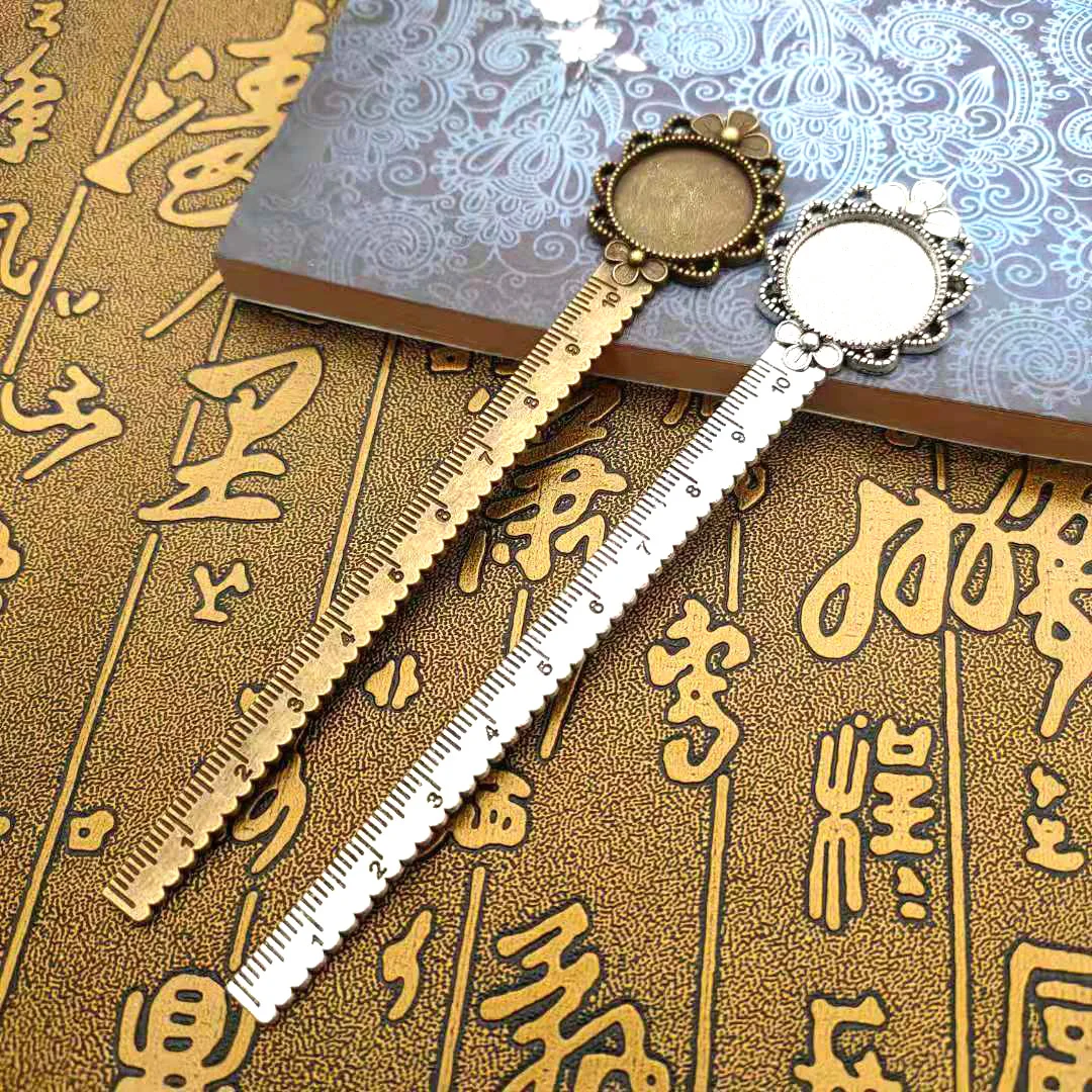 Aesthetics Vintage European style Brass Straight Ruler Students Metal Ruler Bookmarks Stationery Measuring Tool School Supplies