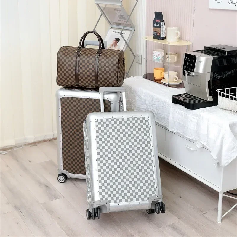 New Women's Rotating Retro Aluminum Frame Checkerboard Truss Luggage Travel Mute Cardan Wheel Suitcase