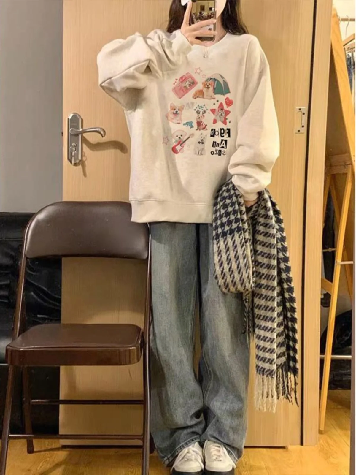 سترة نسائية دائرية أمريكية كلاسيكية فضفاضة للربيع والخريف باللون الأبيض ey Lazy Sle ملابس خارجية عصرية مريحة